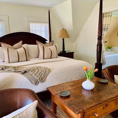 Ashley Manor Bed and Breakfast Barnstable Eksteriør billede