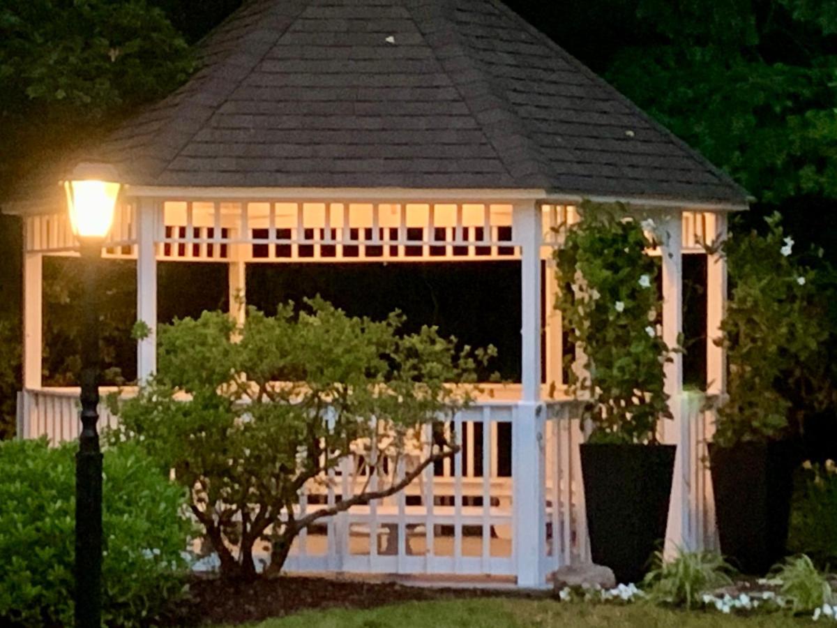 Ashley Manor Bed and Breakfast Barnstable Eksteriør billede