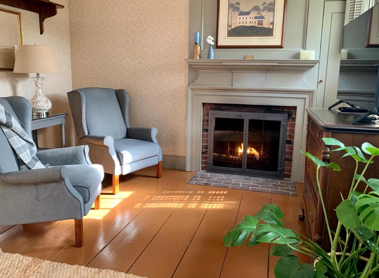 Ashley Manor Bed and Breakfast Barnstable Eksteriør billede