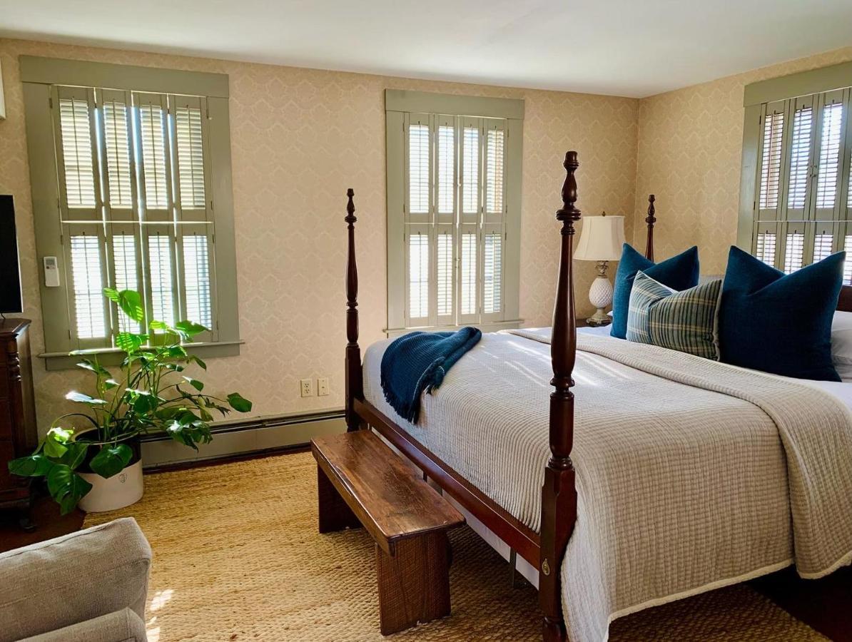 Ashley Manor Bed and Breakfast Barnstable Eksteriør billede