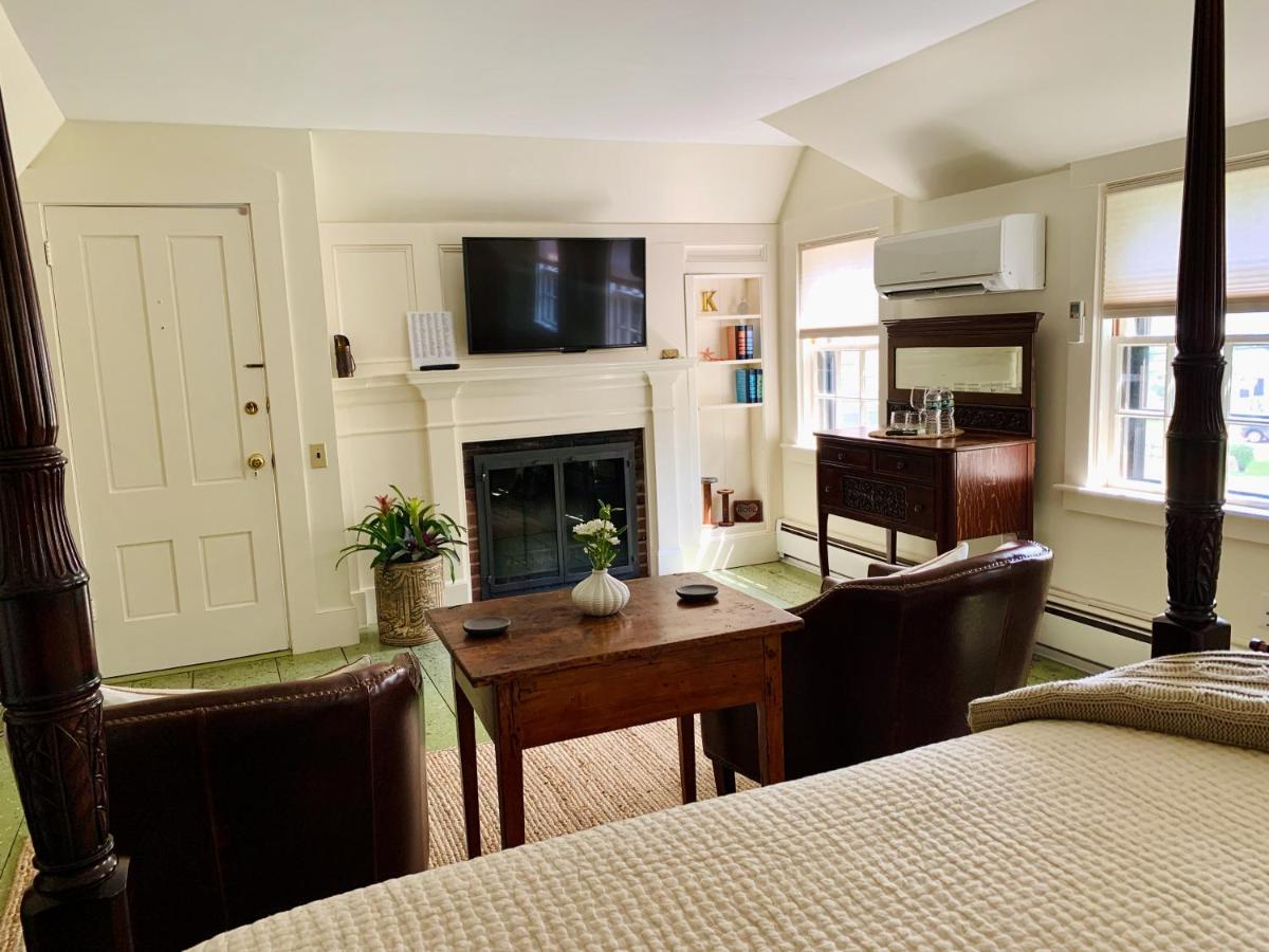 Ashley Manor Bed and Breakfast Barnstable Eksteriør billede