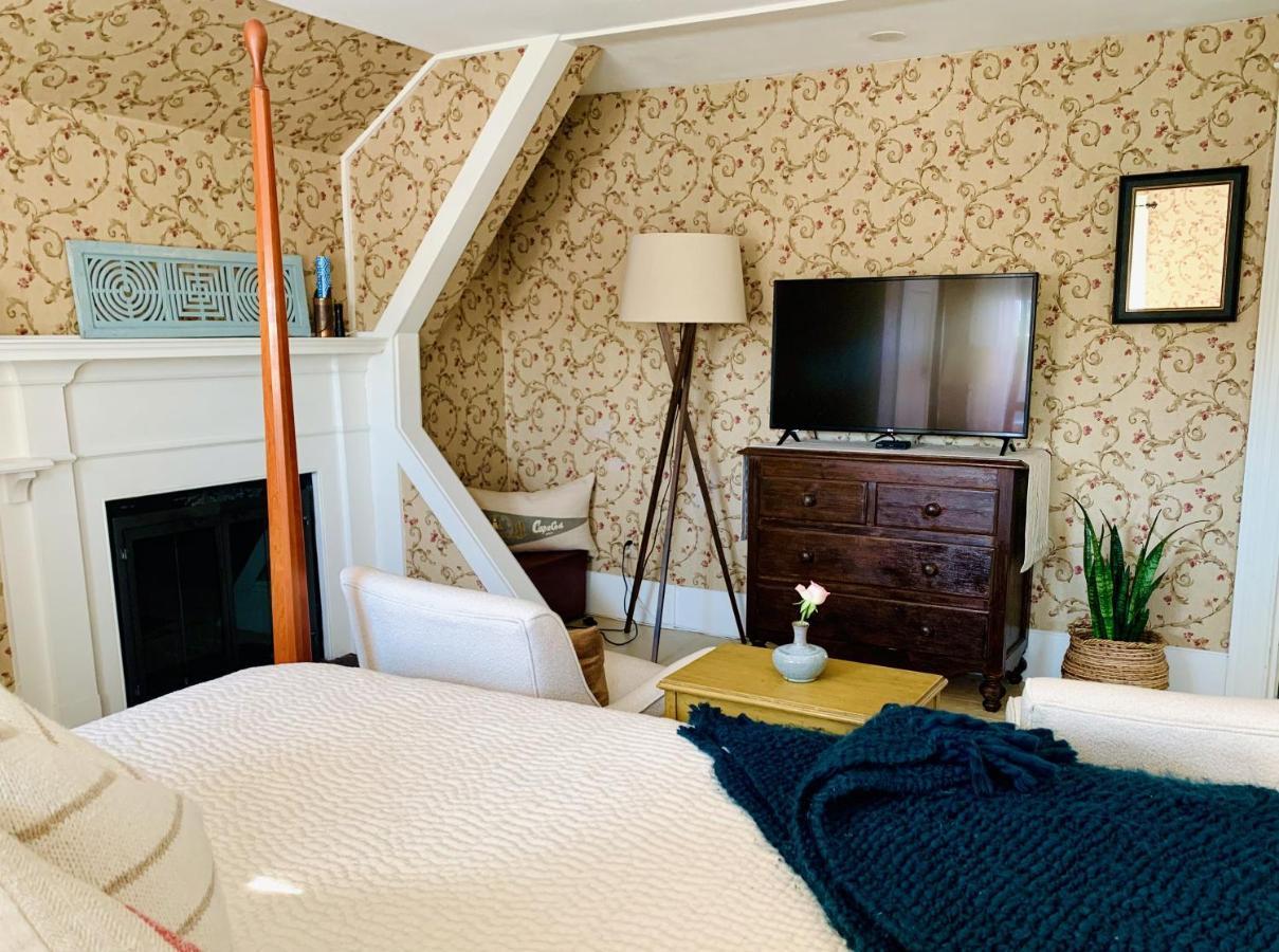 Ashley Manor Bed and Breakfast Barnstable Eksteriør billede