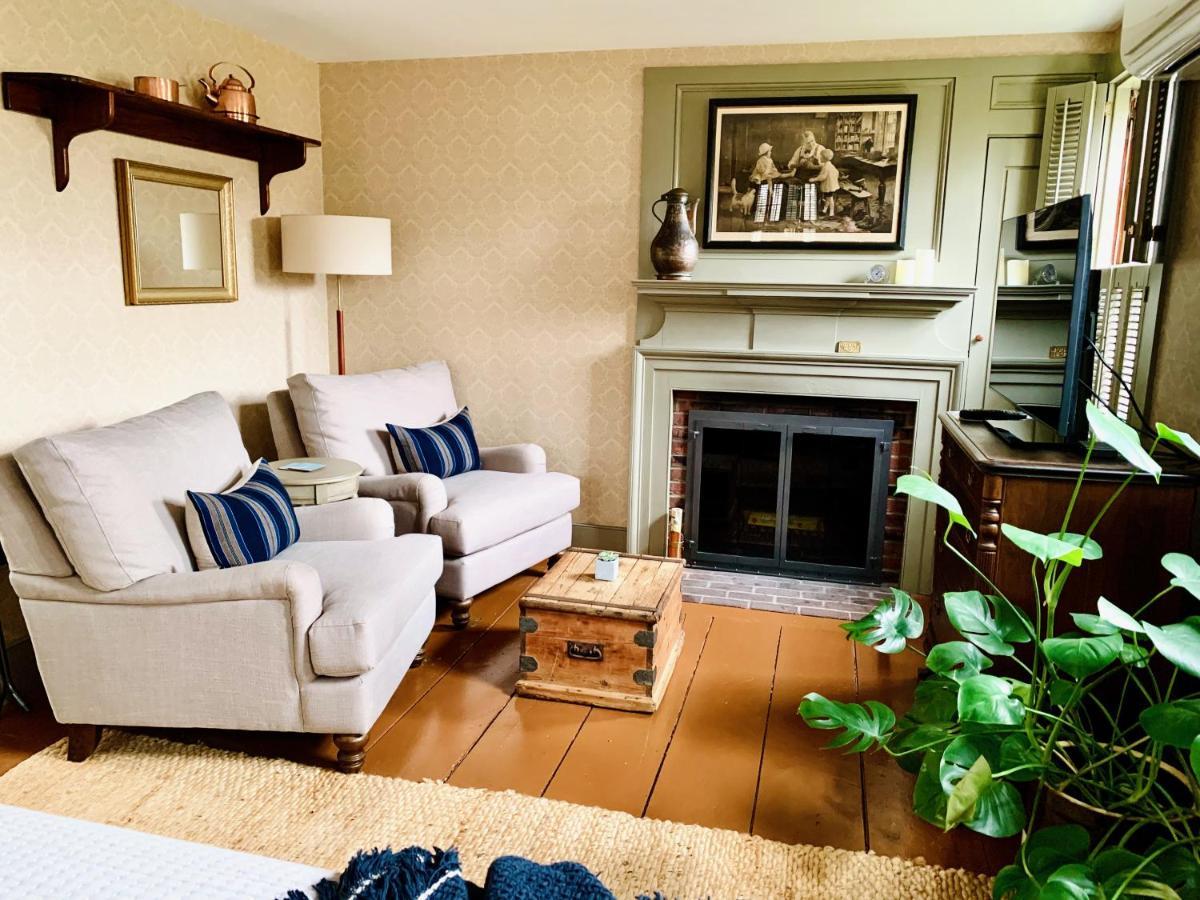 Ashley Manor Bed and Breakfast Barnstable Eksteriør billede